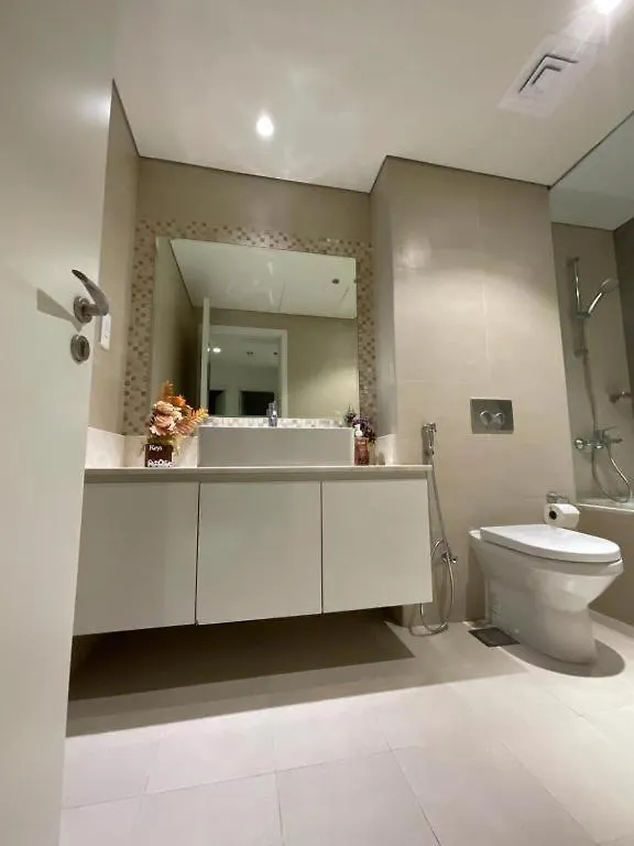 Appartamento Nuchii Ho Stel Dubai