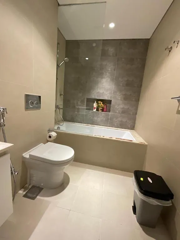 Appartamento Nuchii Ho Stel Dubai