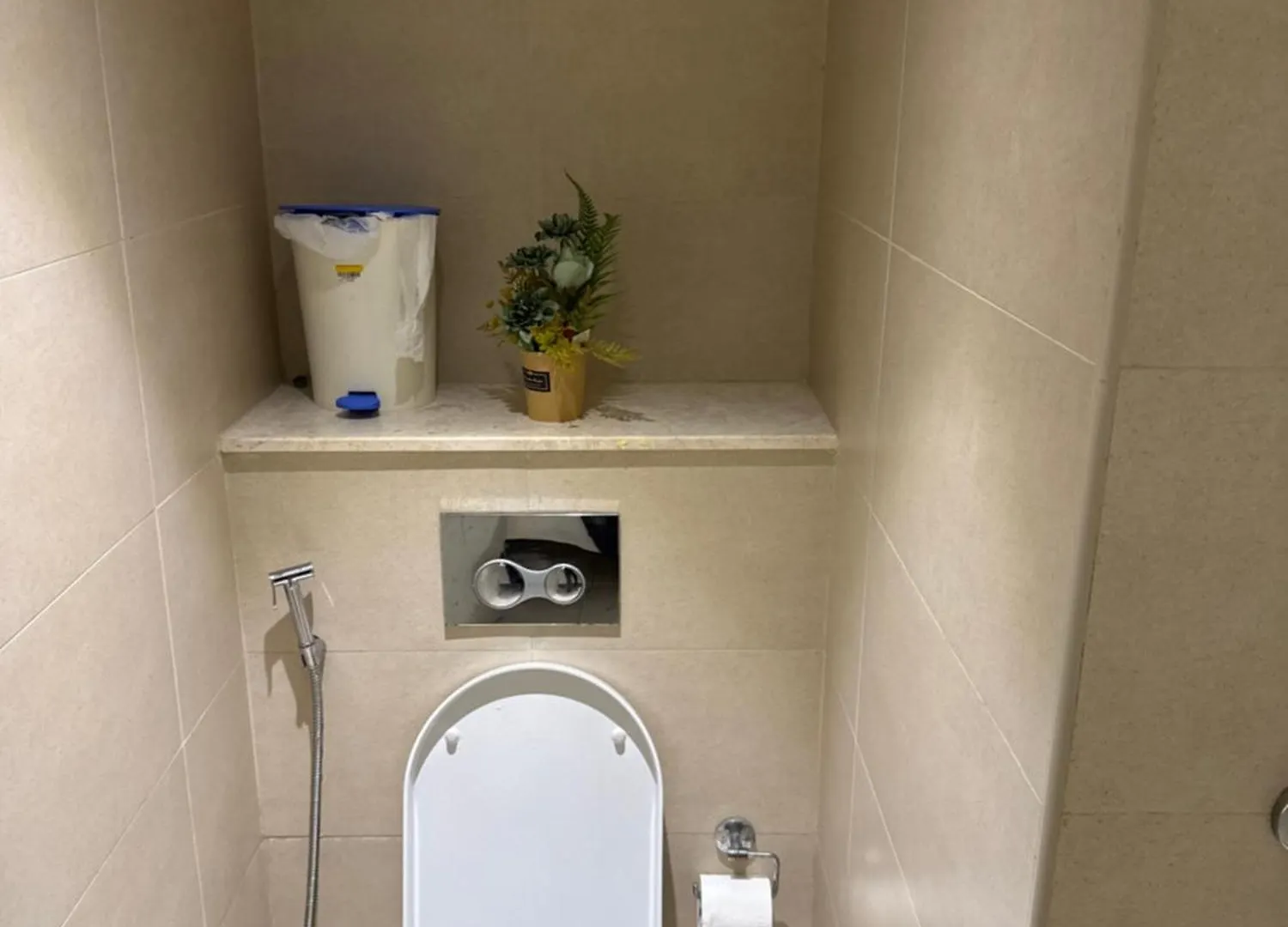Appartamento Nuchii Ho Stel Dubai